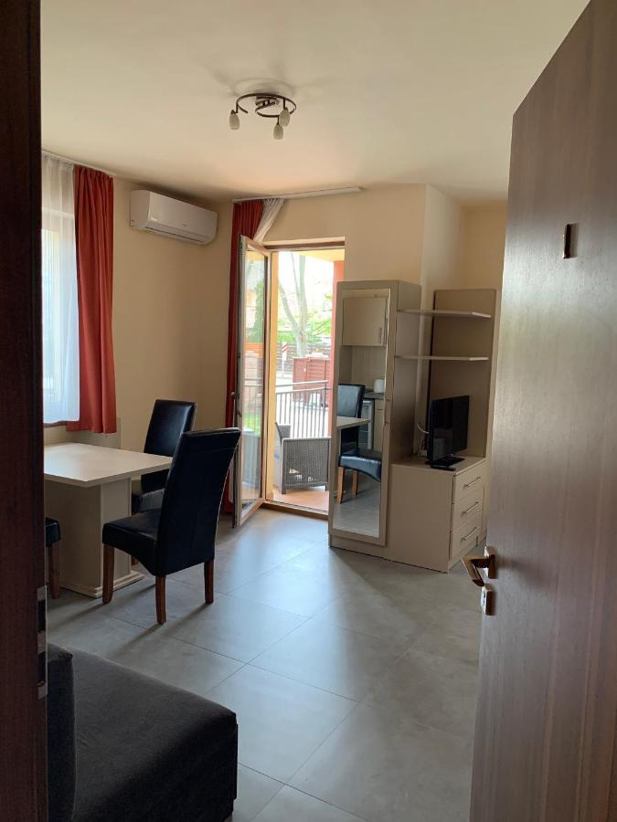 Balaton Apartmanhaz Шіофок Екстер'єр фото