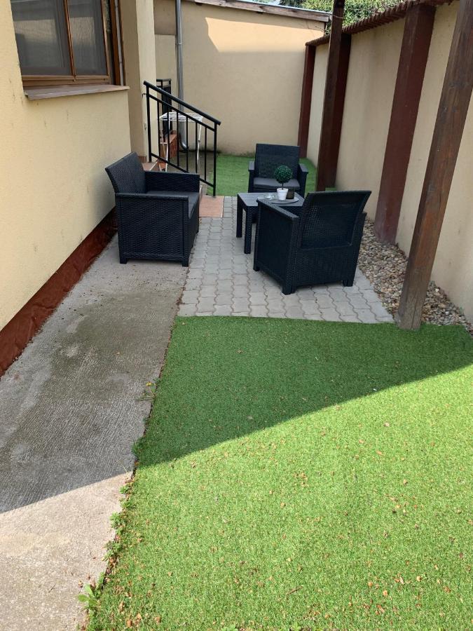 Balaton Apartmanhaz Шіофок Екстер'єр фото